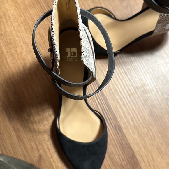 Joe’s Jeans Laney Ankle Wrap Heels Gray/Black - Picture 3 of 5